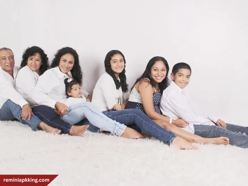 Creative Blended Family Photo Ideas