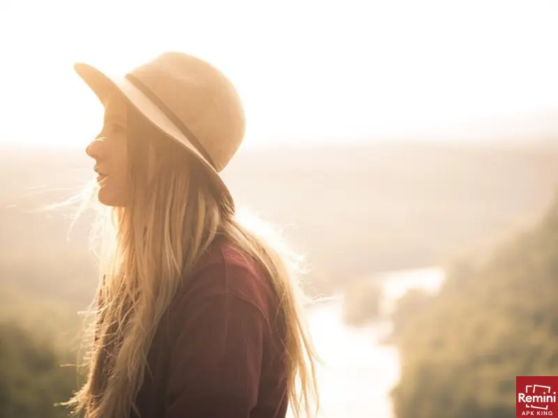 3 Secrets To Beautiful Backlit Photos 2 girl with hat
